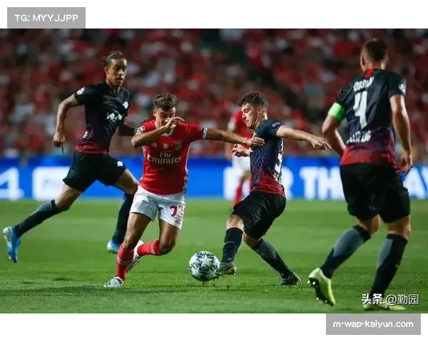 穆里尼奥染红离场 本菲卡次回合将面临主帅缺席困境